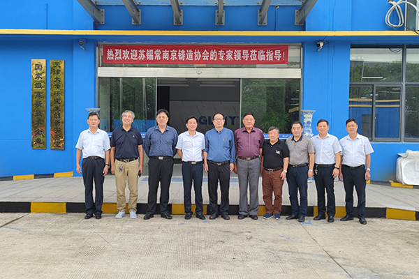 合影留念 /cxyq/20220927081813-Fpe9p3tMeHQ_QJKzKgbJ3BecULlf.jpg