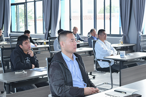 會議現場 /cxyq/20221009133413-FiagyMhQqDGP3sULoF_YFVqMW6KF.jpg